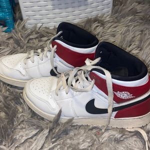 Jordan 1s (red white black)